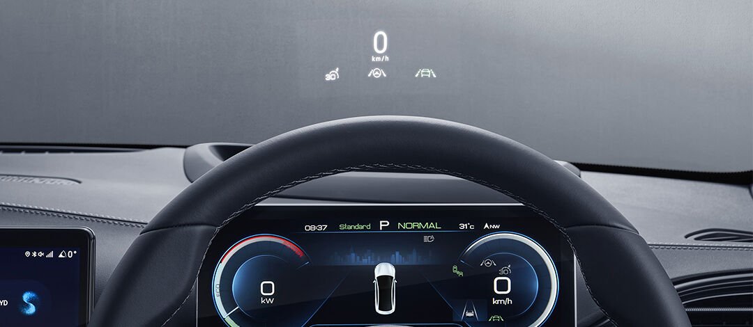 Head-up display · sesuai varian